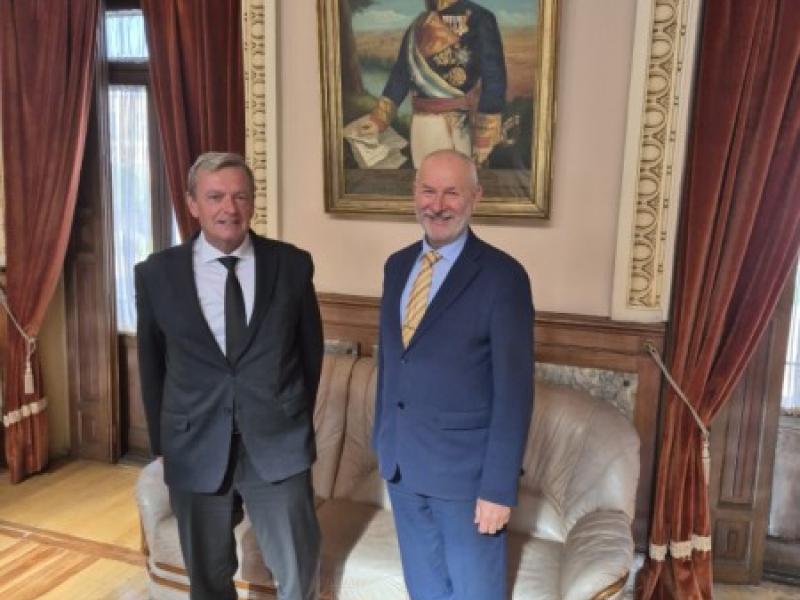 Pracovné stretnutie zástupcov úradu a zástupcov Slovinska pôsobiacich v oblasti obrannej štandardizácie.