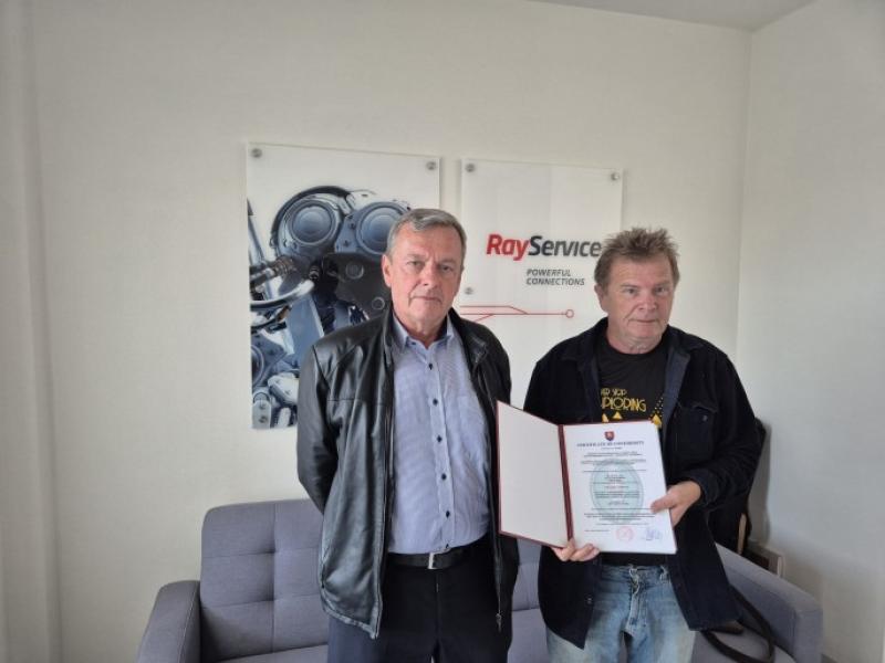 ODOVZDÁVANIE OSVEDČENÍ O ZHODE